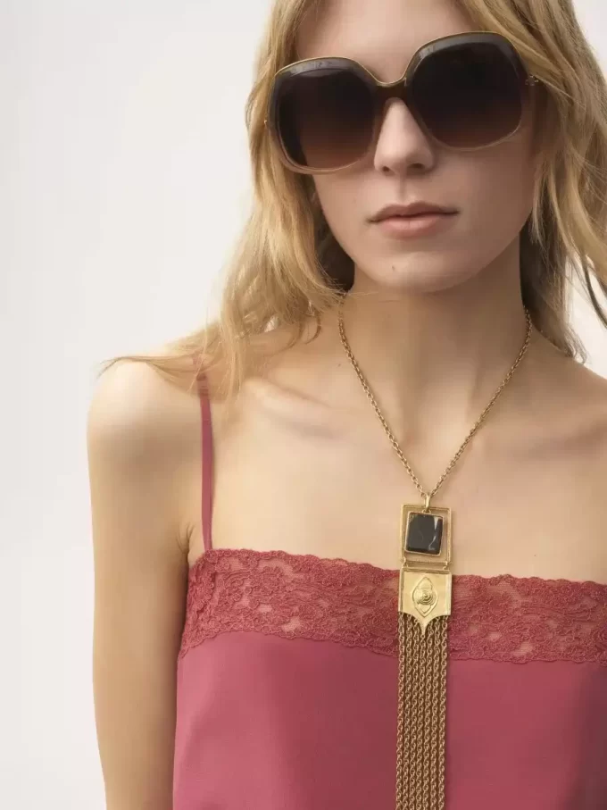 Camisole top in crêpe de chine & lace