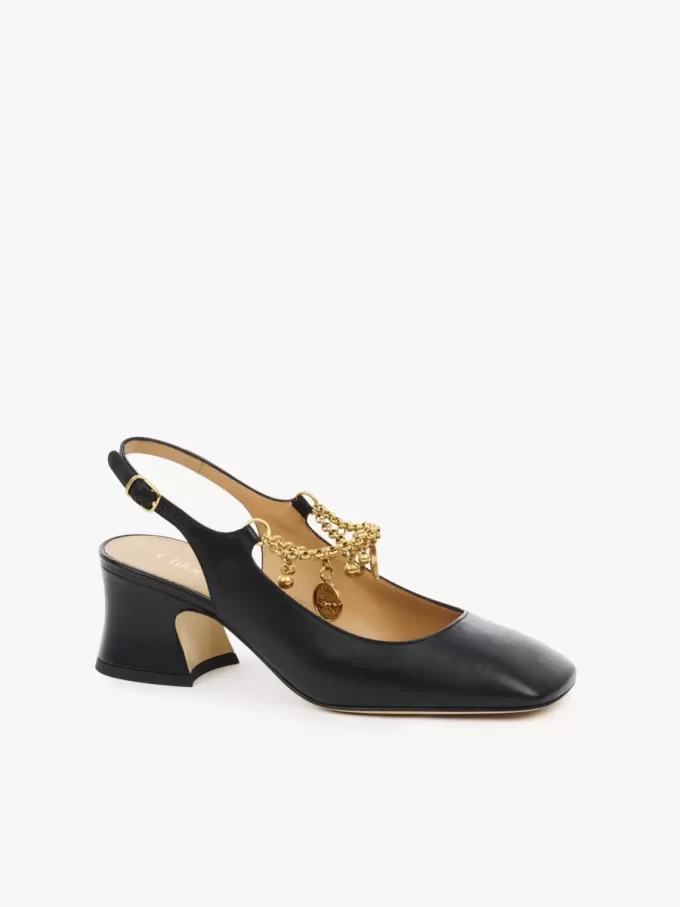 Chloé Charms pump