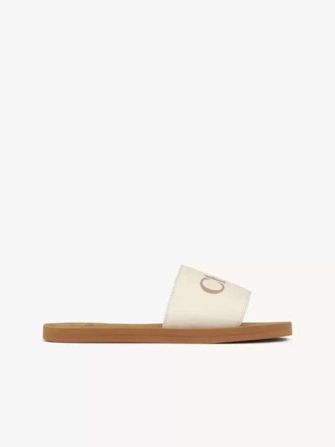 Chloé slides