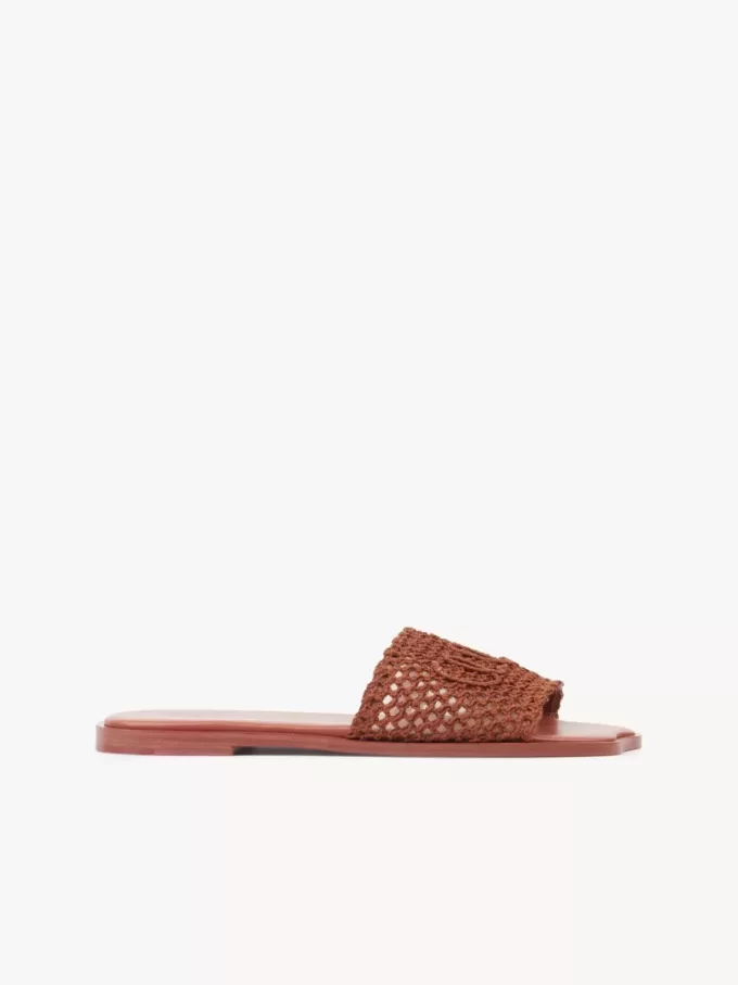 Chloé Soleil slide