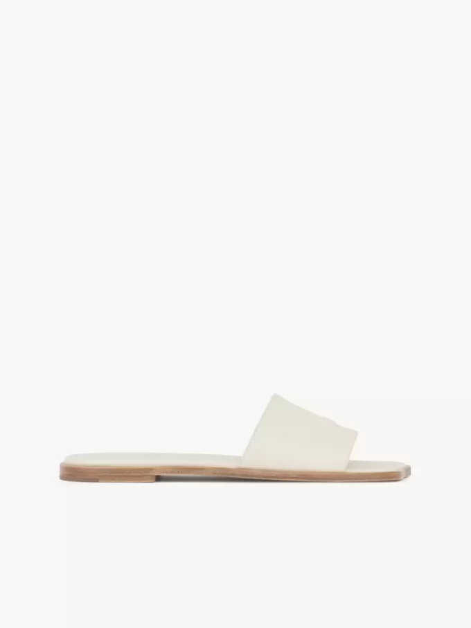 Chloé Soleil slide