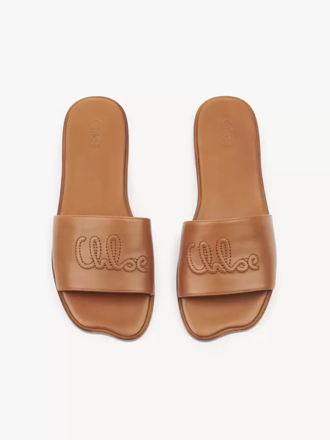Chloé Soleil slide