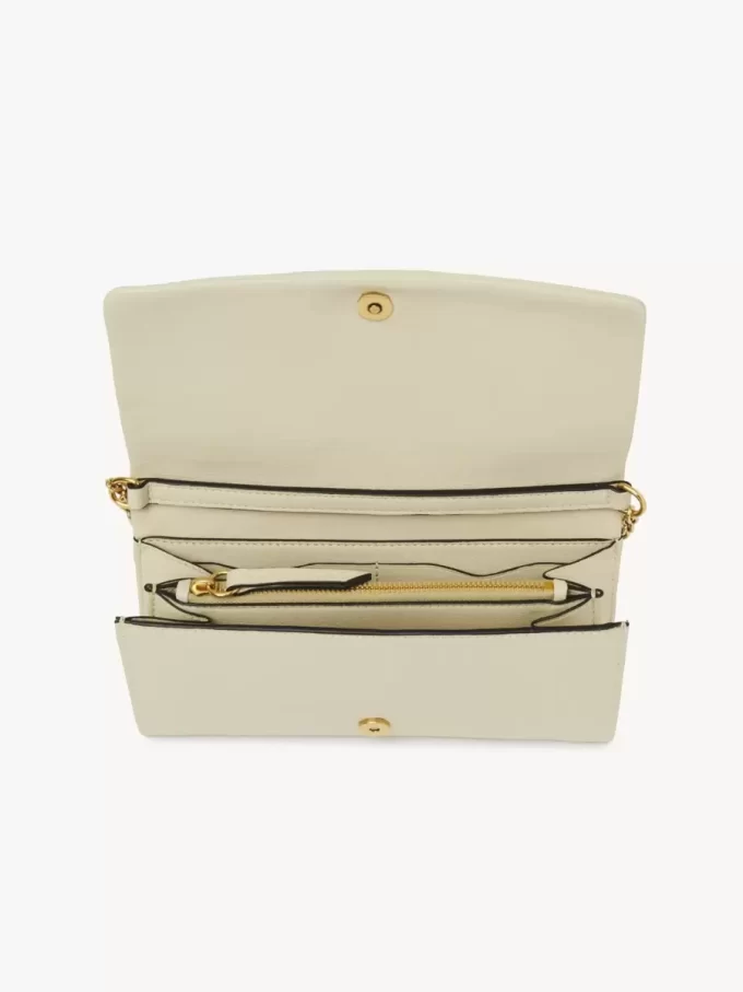Chloé Spin flap wallet on chain in grained leather