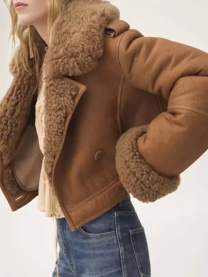 Cropped boxy jacket in leather