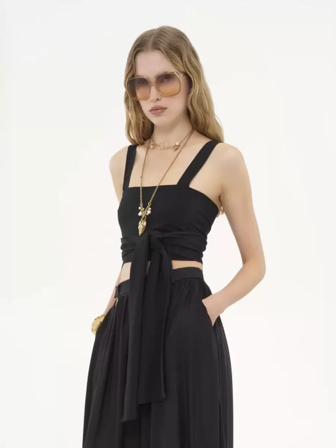 Cropped front-tie tank top in crêpe de chine