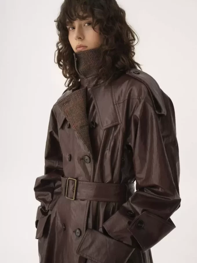 Double-breasted long riding coat in coated linen
