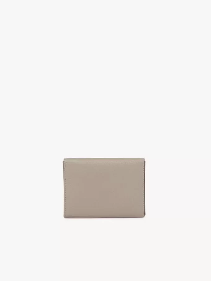 Envelope card holder in grained leather