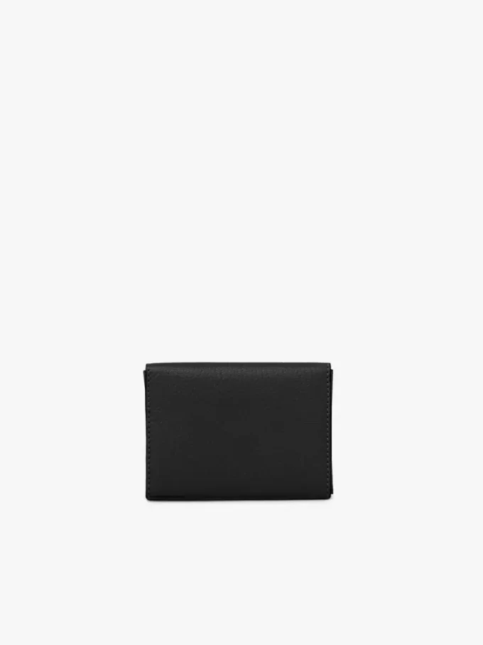 Envelope card holder in grained leather