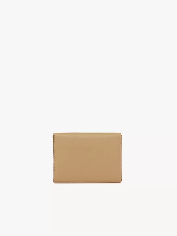 Envelope card holder in grained leather