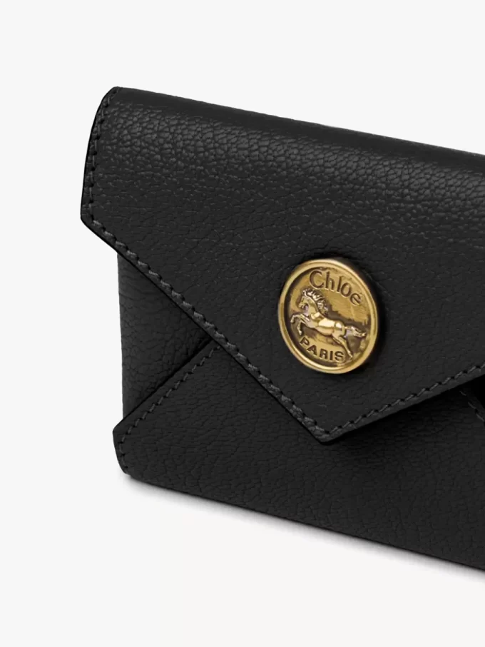 Envelope card holder in grained leather