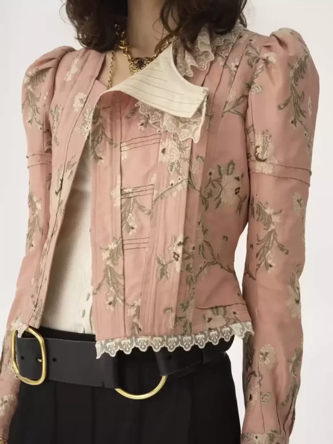 Fitted jacket in taffeta jacquard & lace