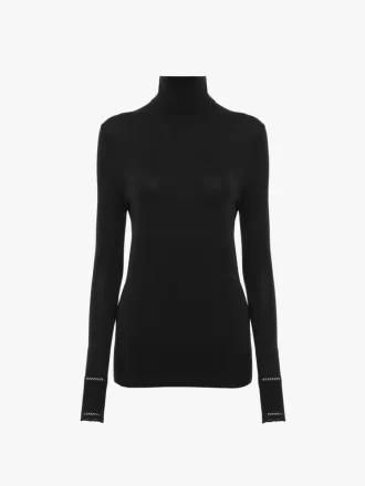 Fitted turtleneck in wool knit