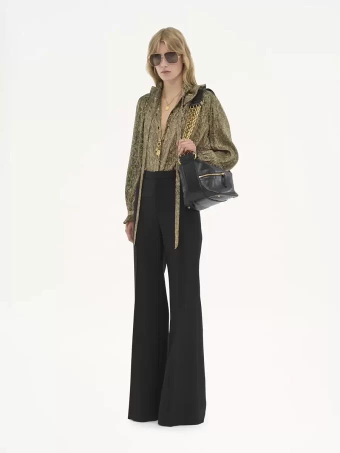 Flared tailored pants in wool grain de poudre