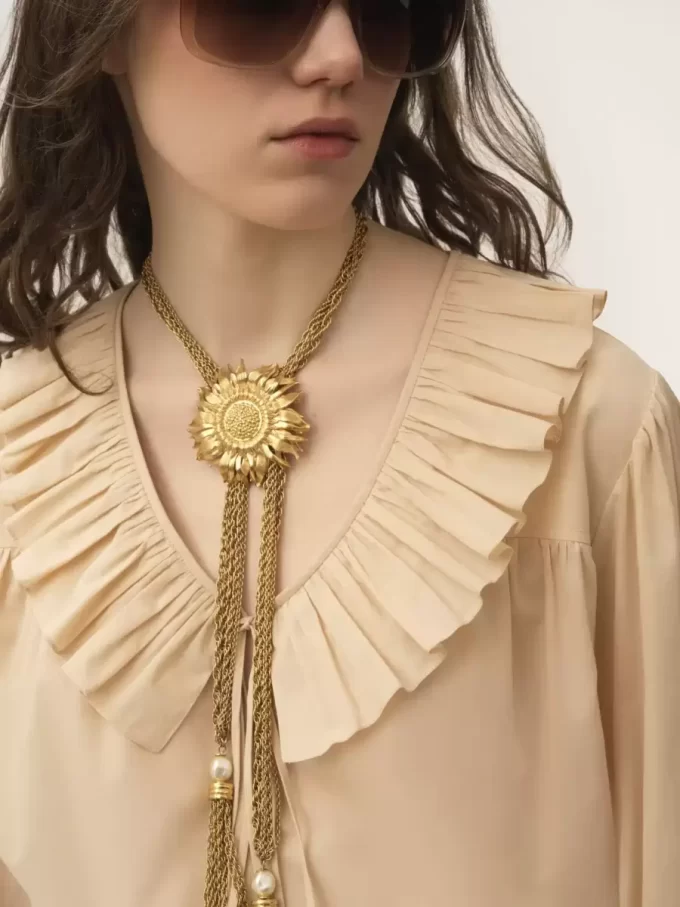 Gathered ruffle top in cotton voile