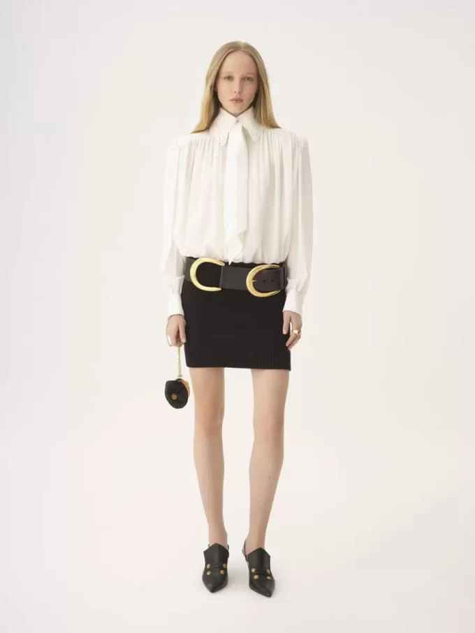 Gathered scarf-tie blouse in crêpe de chine & lace