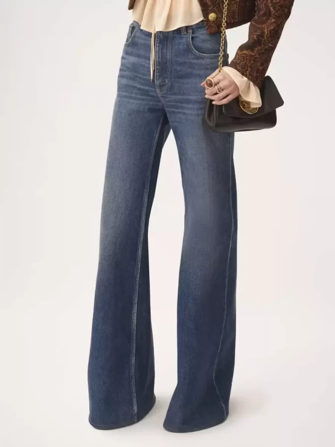 High-rise flare jeans in denim