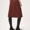 Knee-length skirt in leather