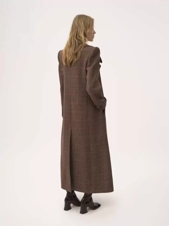 Long double-breasted coat in check wool
