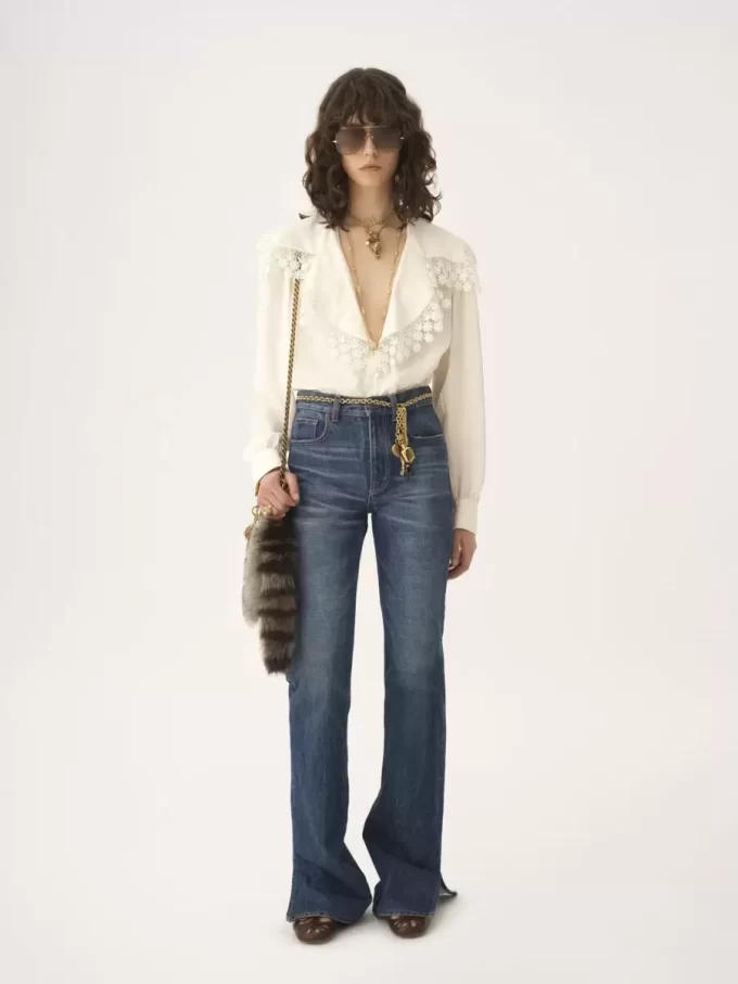 Maxi-collar blouse in silk jacquard & lace