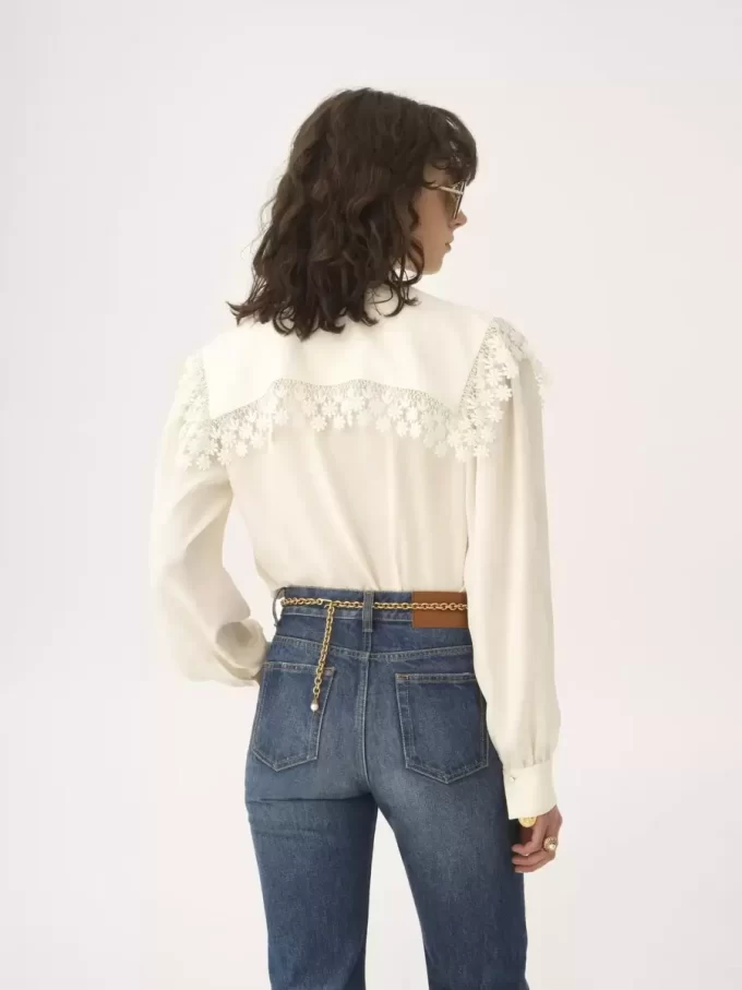 Maxi-collar blouse in silk jacquard & lace
