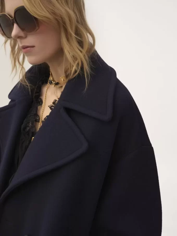 Oversized double-breasted coat in wool