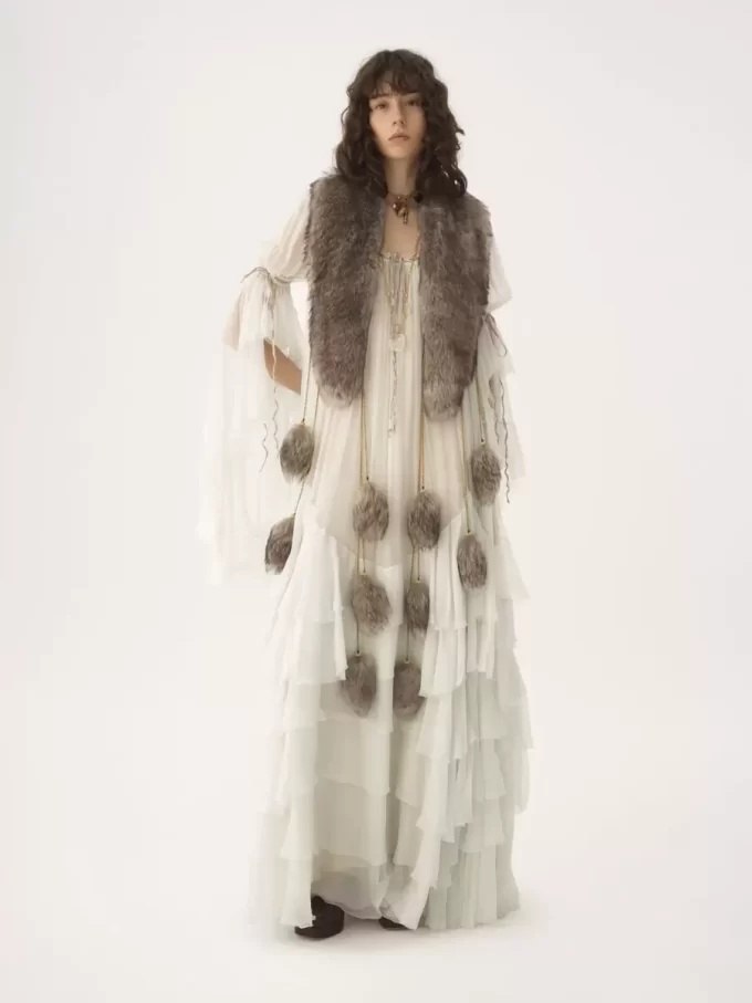 Oversized long ruffled dress in silk mousseline