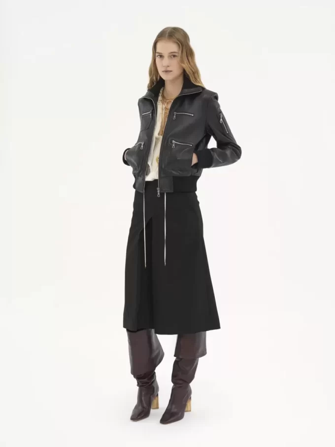 Short blouson in leather