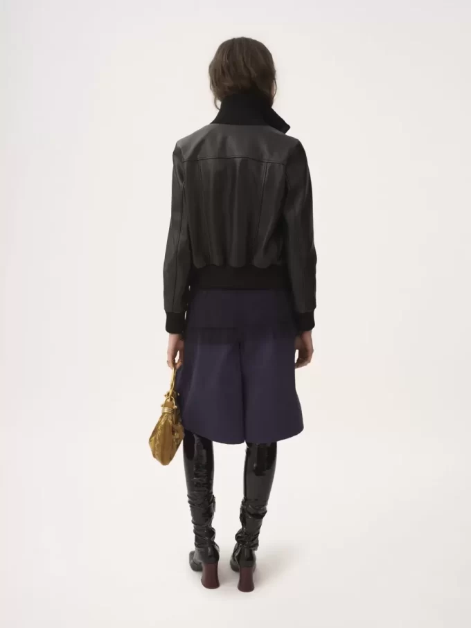 Short blouson in leather