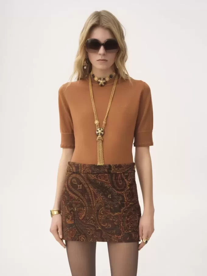 Short-sleeve logo sweater in a fine merino wool knit