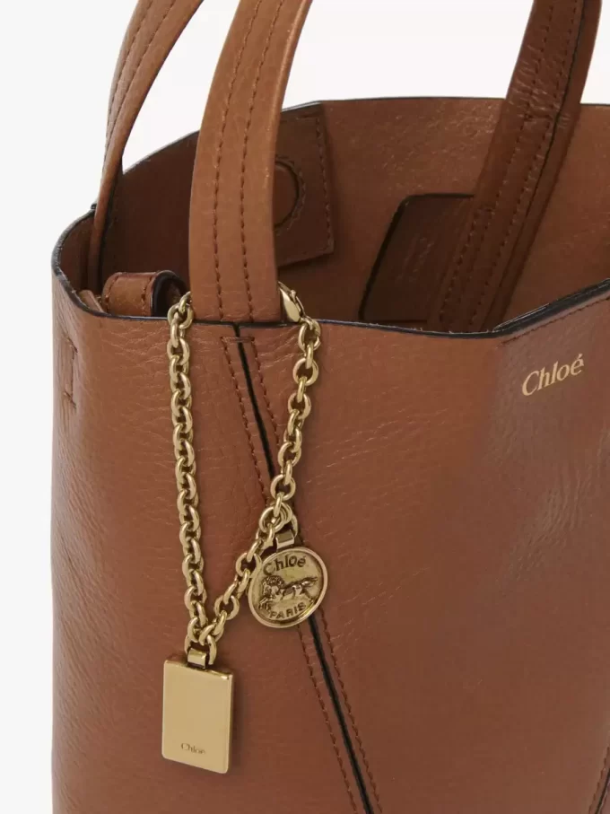 Small Chloé Spin tote bag in grained leather