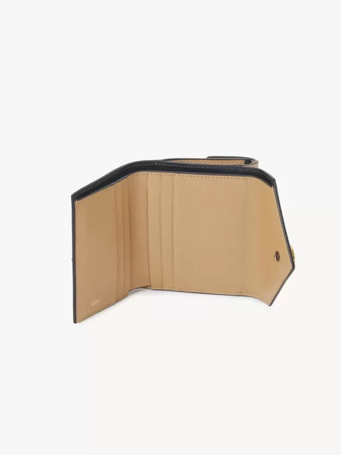 Small Envelope tri-fold in grained leather