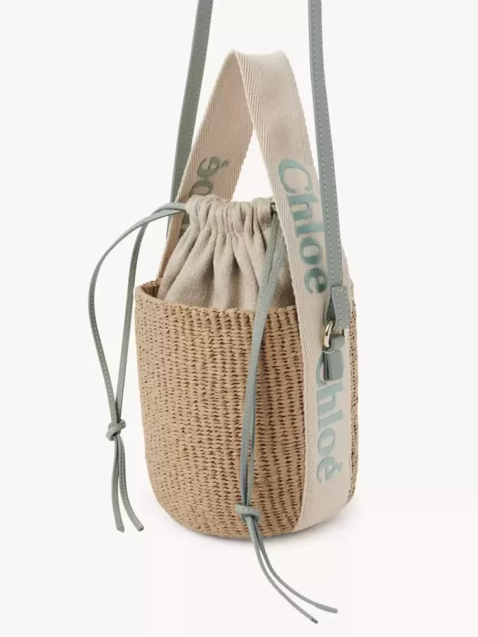 Small Woody basket in natural fibers