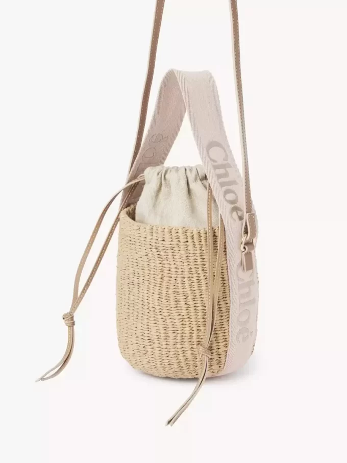 Small Woody basket in natural fibers