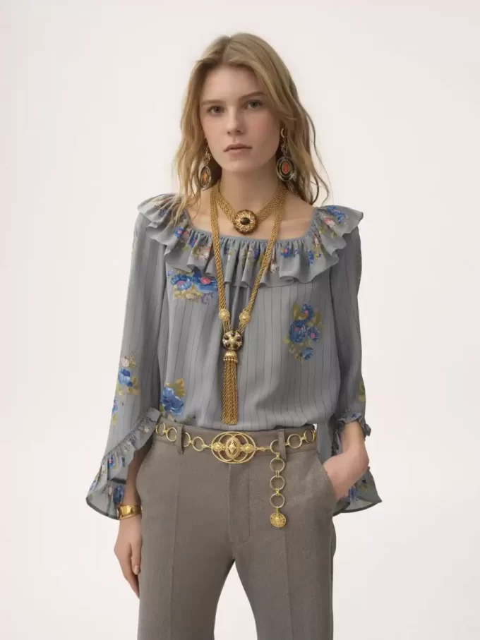 Square-neck ruffle top in crêpe de chine