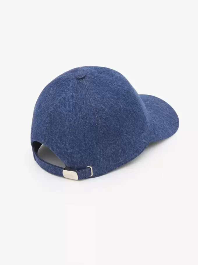 The Chloé Iconic cap in denim