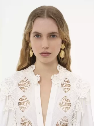 The Chloé Shells earrings