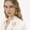 The Chloé Shells earrings