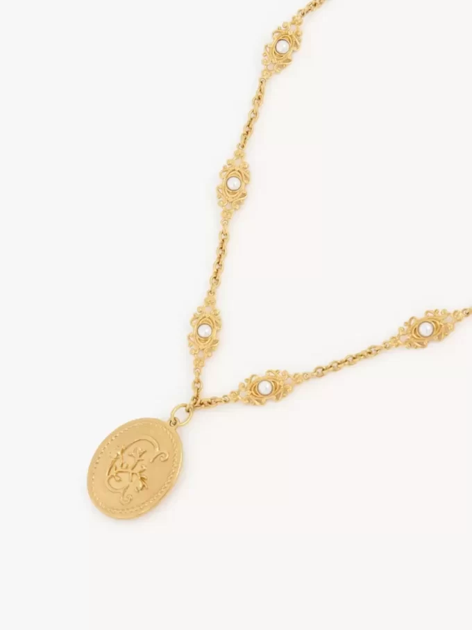 The Château Treasures necklace