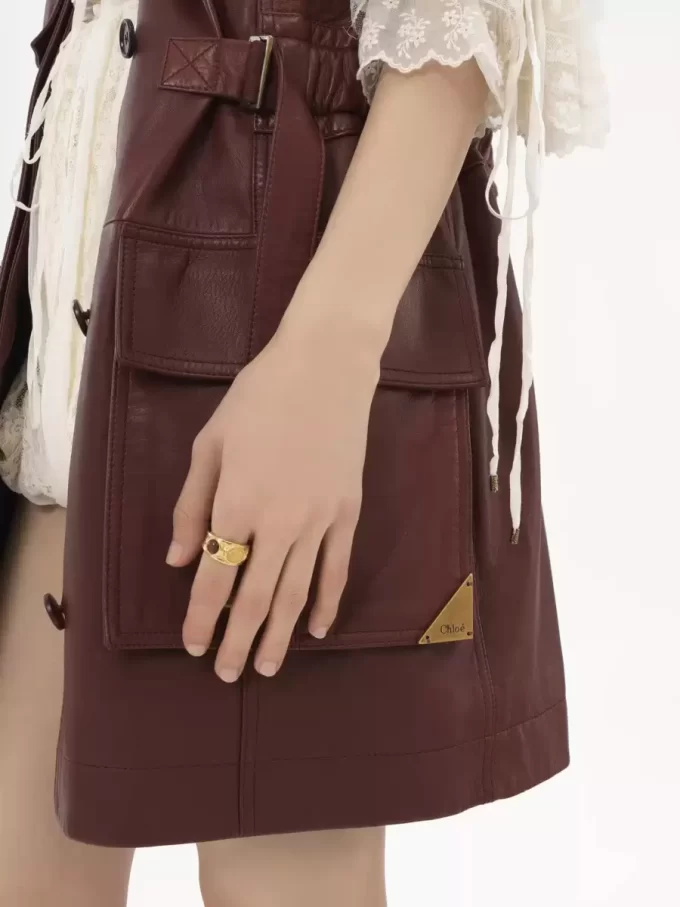 Utilitarian vest in leather