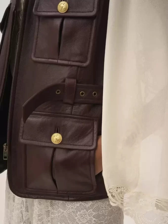 Utilitarian vest in leather