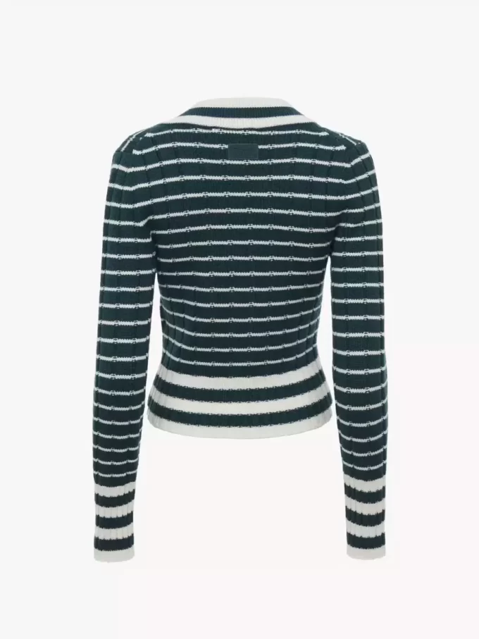 V-neck fitted sweater in a merino wool knit