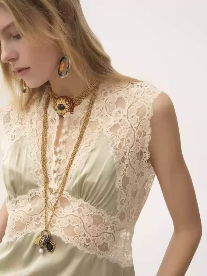 V-neck top in silk satin & lace